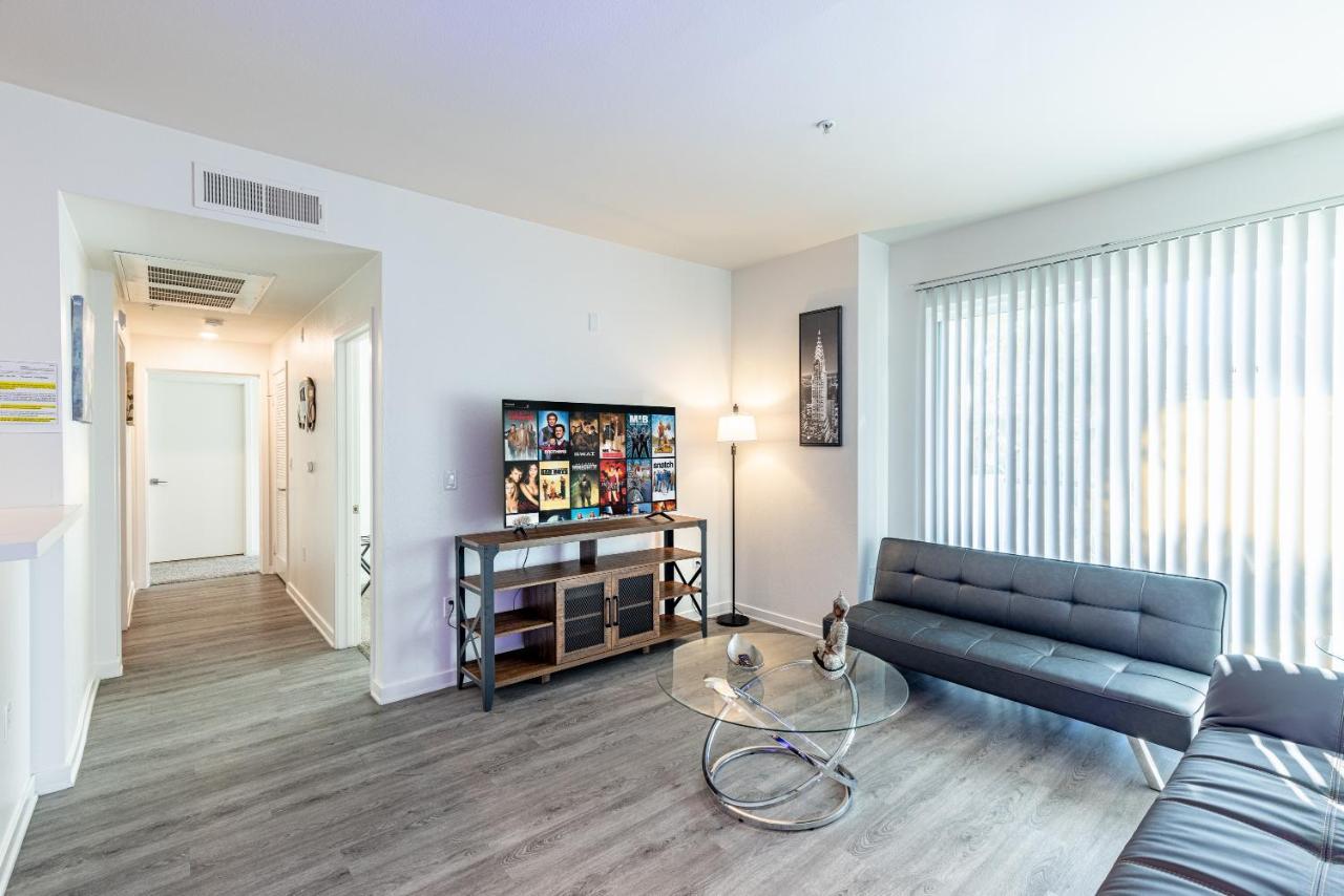 Heaven On Hollywood Furnished Apartment *