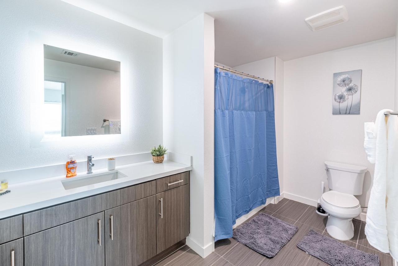 Heaven On Hollywood Furnished Apartment *