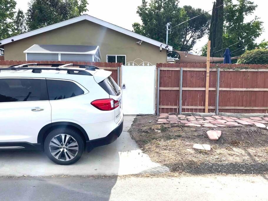 Hidden Gem La: 2bd W/ Dreamy Backyard Casa de férias Los Angeles