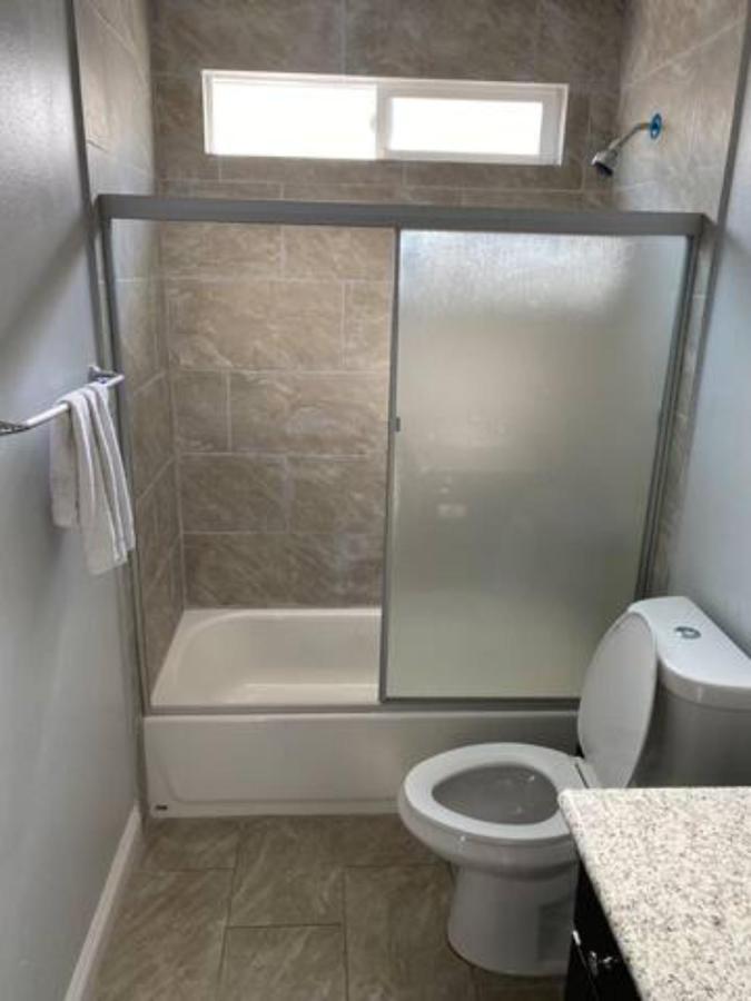 Private Long Term Bedrooms Near Usc & Sofi In Duplex * Los Angeles