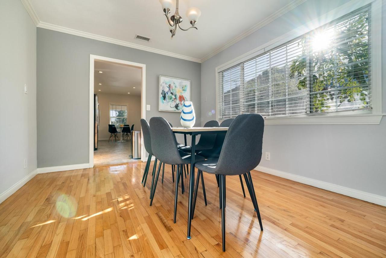 Beautiful Sunny La Oasis - 4br,2bt Whole House - Private Pool And Large Backyard! *