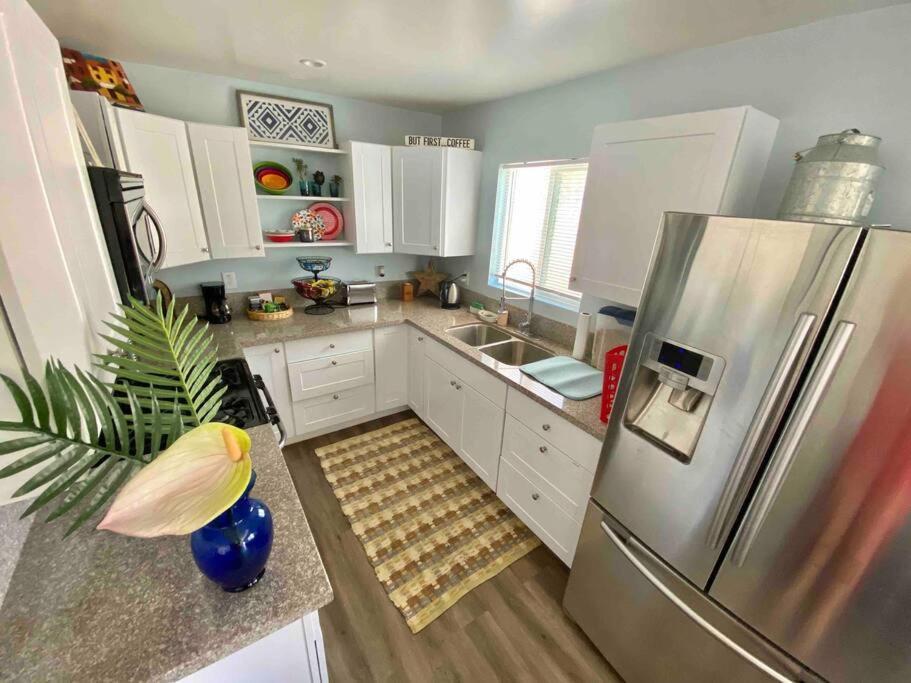 Casa de férias Hidden Gem La: 2bd W/ Dreamy Backyard *