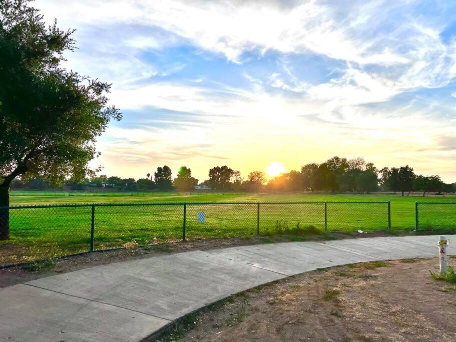 Casa de férias Hidden Gem La: 2bd W/ Dreamy Backyard Los Angeles