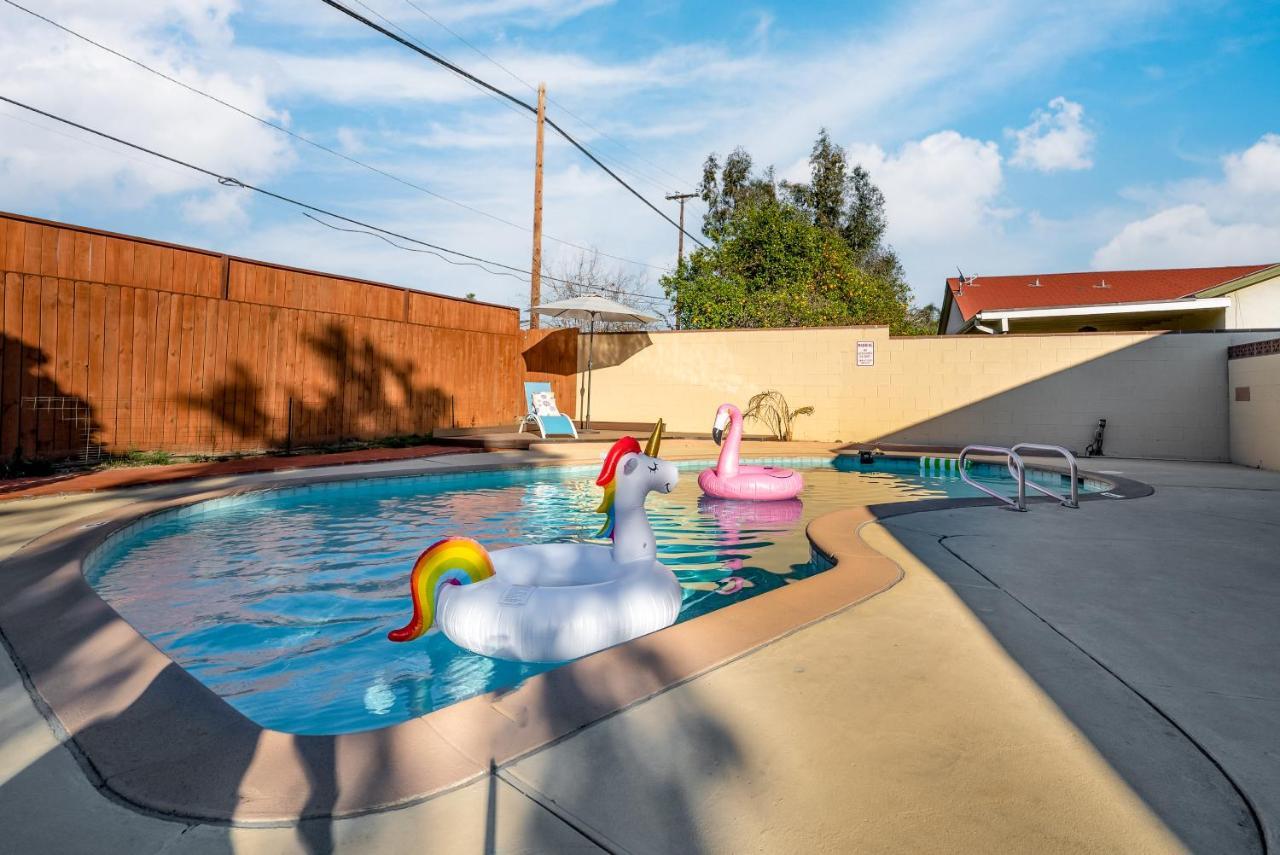 Beautiful Sunny La Oasis - 4br,2bt Whole House - Private Pool And Large Backyard! Villa *