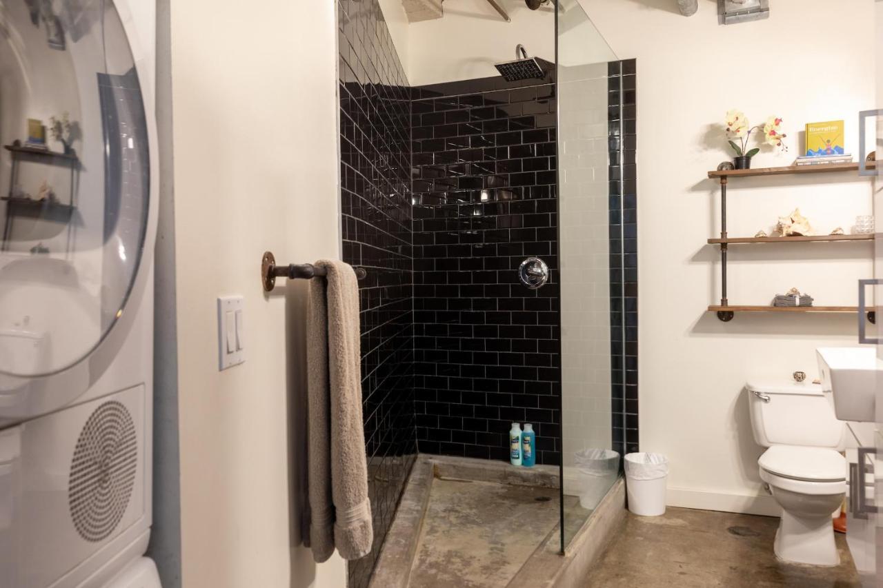Charming Lofts In The Heart Of Hollywood Apartment *