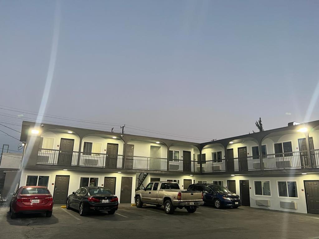 Inn Lux Los Angeles