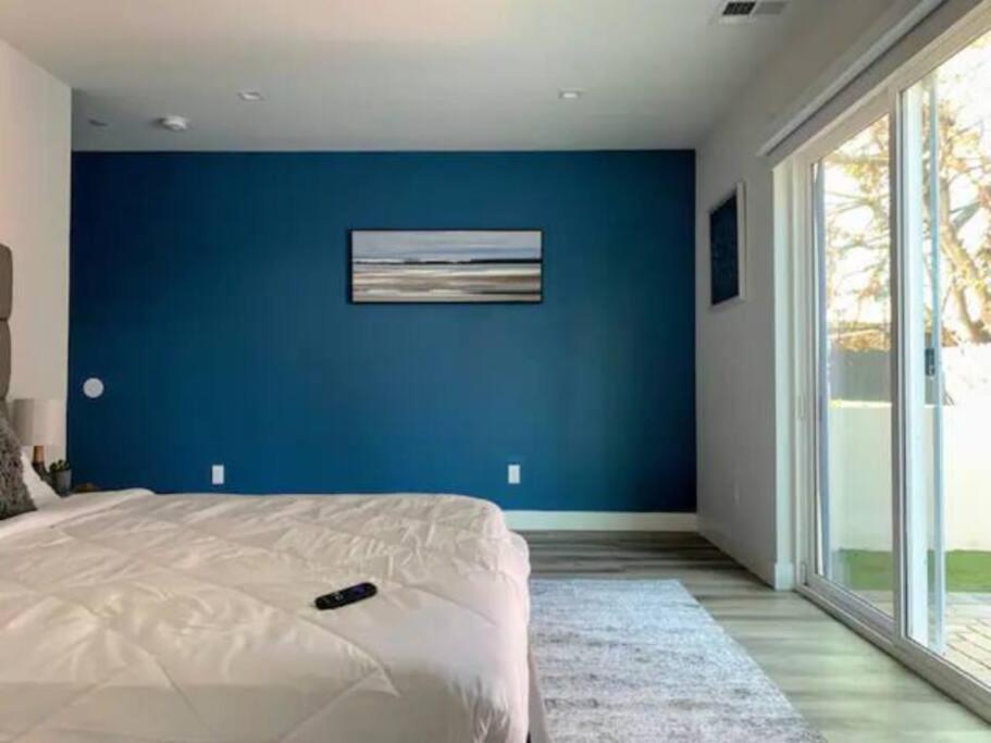 Holiday home 4br Townhouse In Mid City *