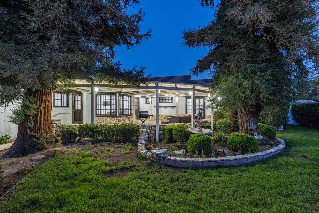 Stunning, Newly Remodeled Bright Los Angeles