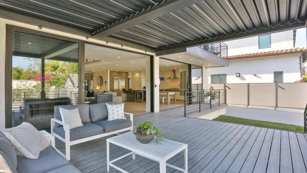 West Hollywood 5 Bd House W Pool & Villa