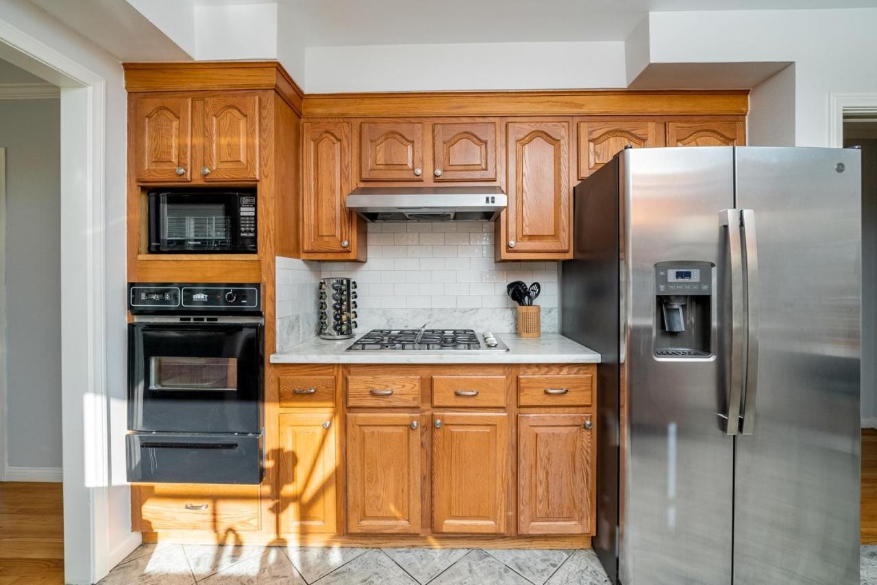 Villa Beautiful Sunny La Oasis - 4br,2bt Whole House - Private Pool And Large Backyard! Los Angeles