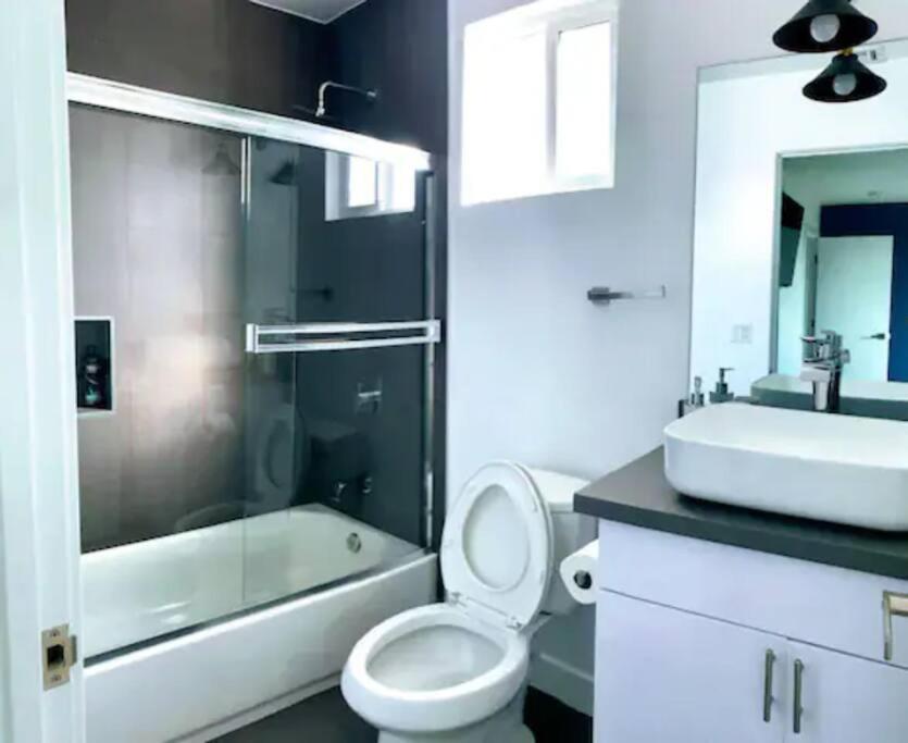 4br Townhouse In Mid City *