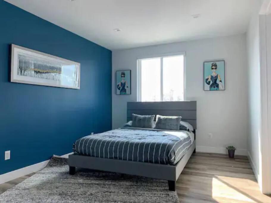 Holiday home 4br Townhouse In Mid City *