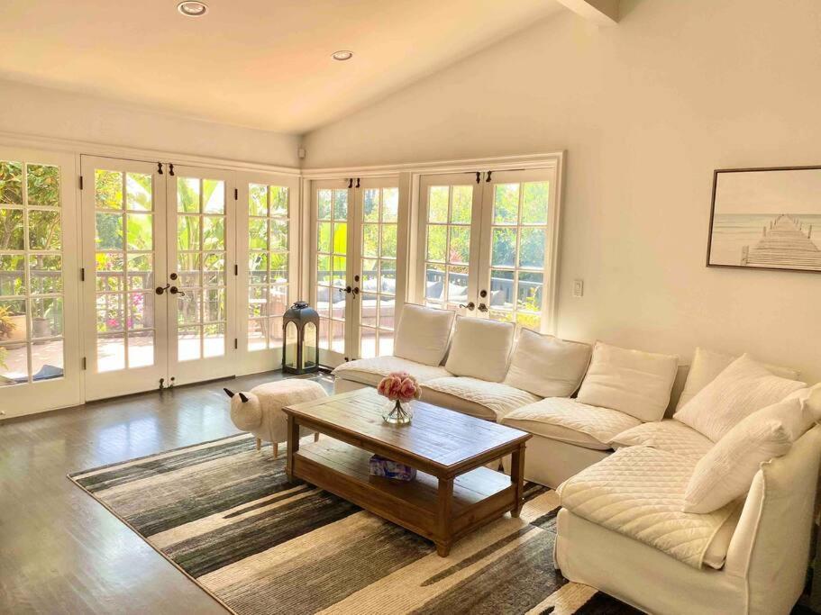 Entire On Sunset Strip Villa Los Angeles