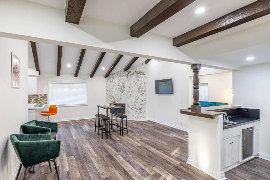Pousada Stunning, Newly Remodeled Bright Los Angeles