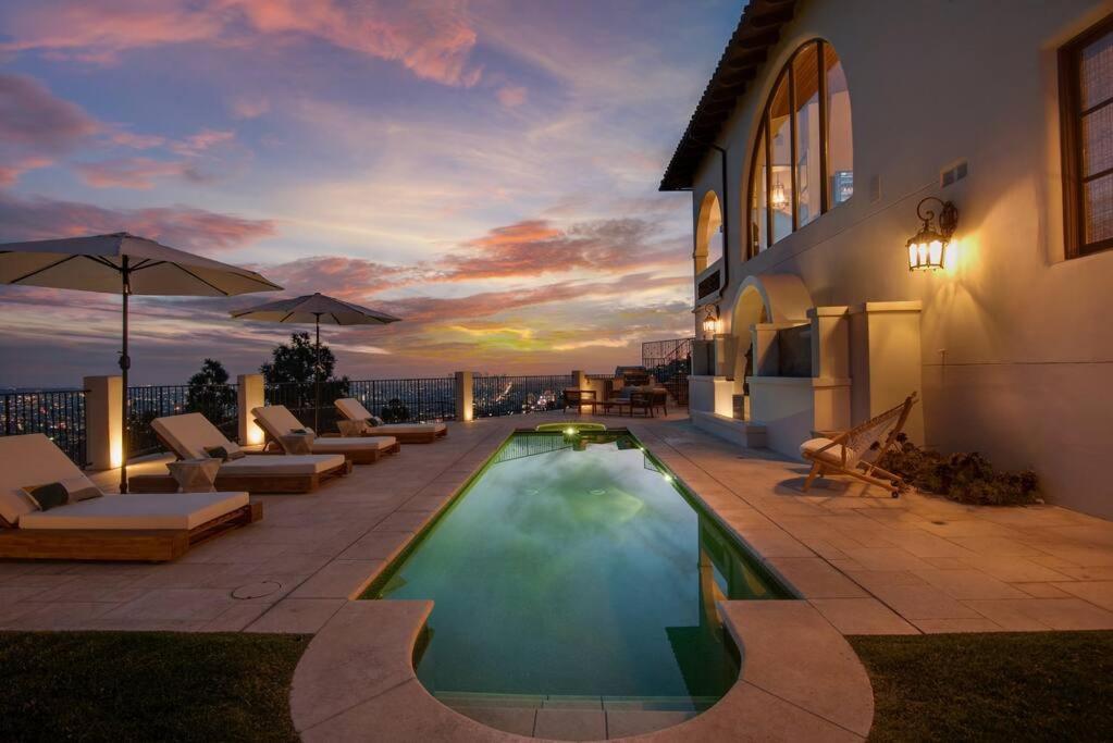 Casa de férias Private Spanish Mansion Perched In The Hills *