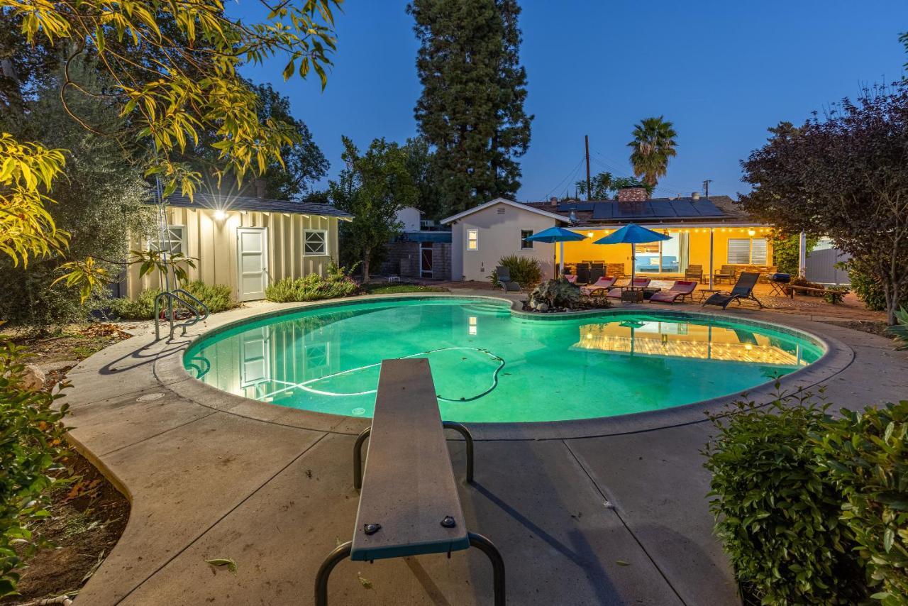 Spacious With Garden & Pool *