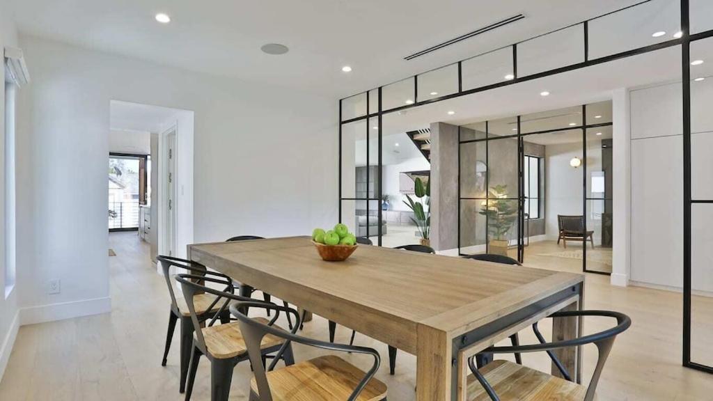 West Hollywood 5 Bd House W Pool & Los Angeles