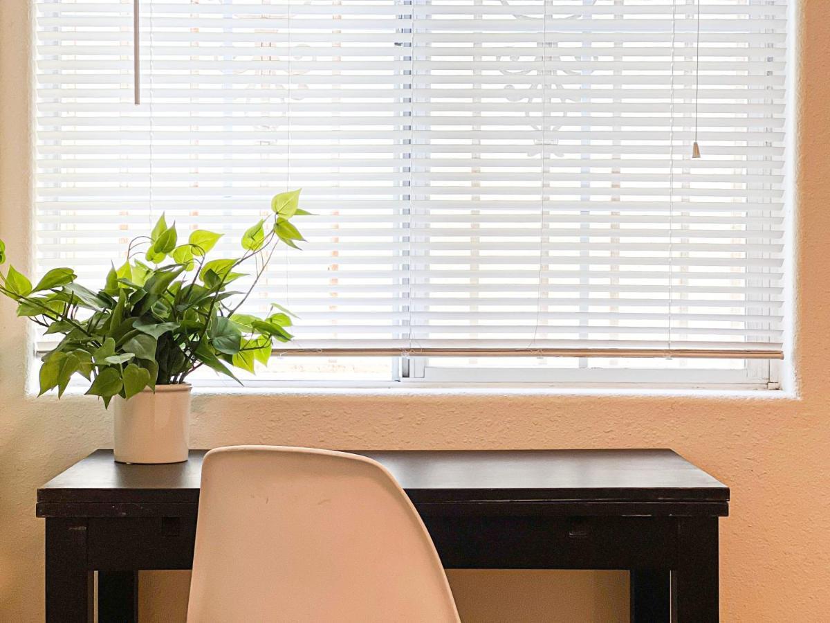Cheerful 1-bedroom Holiday home *