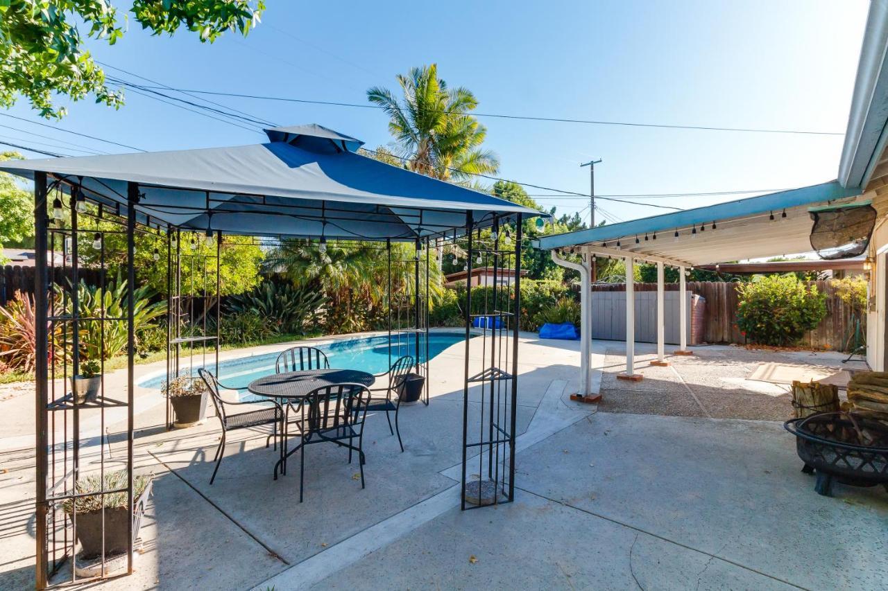 4 Bedroom West Hills Charmer With Pool And Jacuzzi * Los Angeles