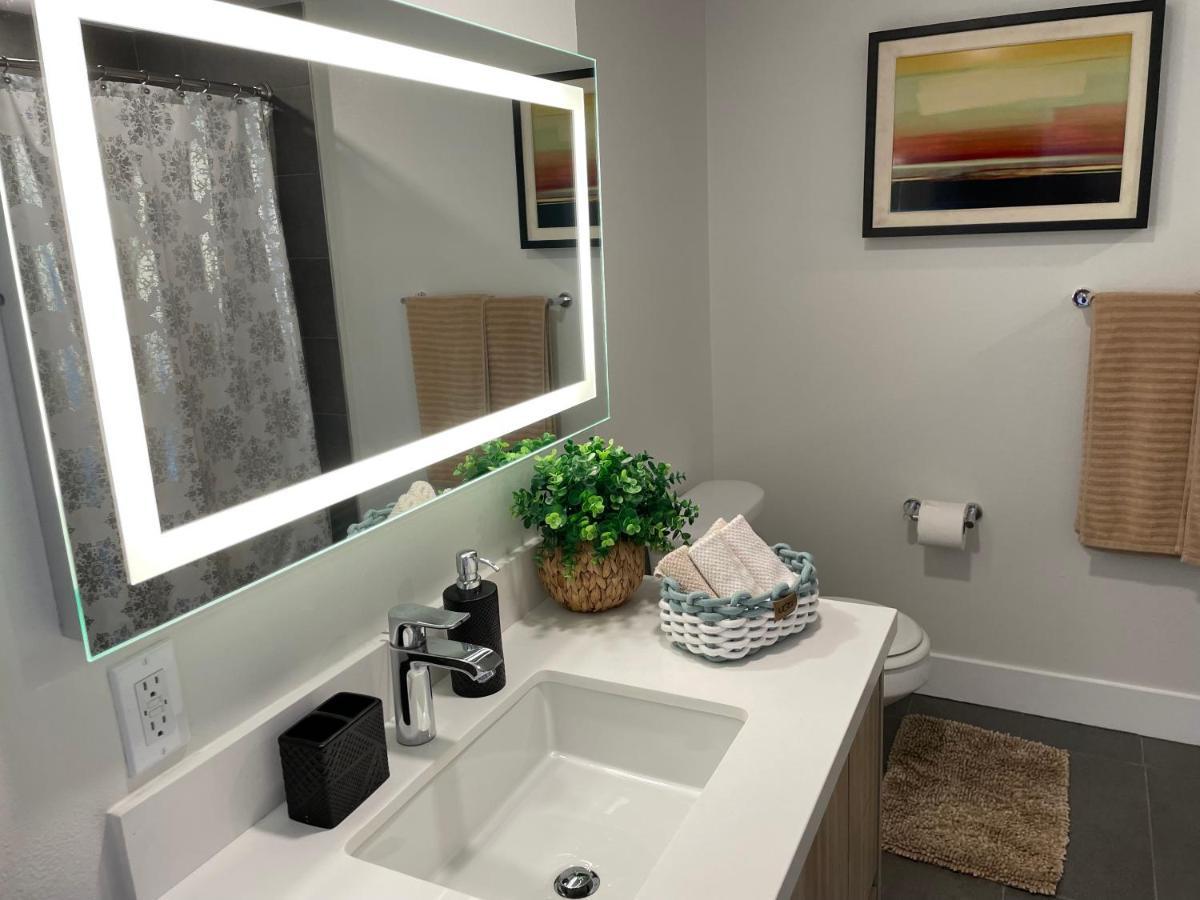 Apartment Lovely 2/2 In Heart Of Santa Monica With Free Parking *