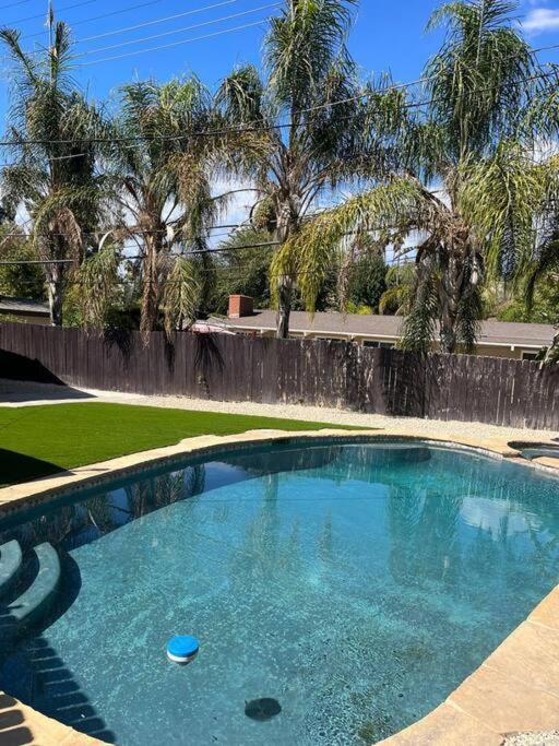 Woodland Hills 3 Bedroom W/ Pool And