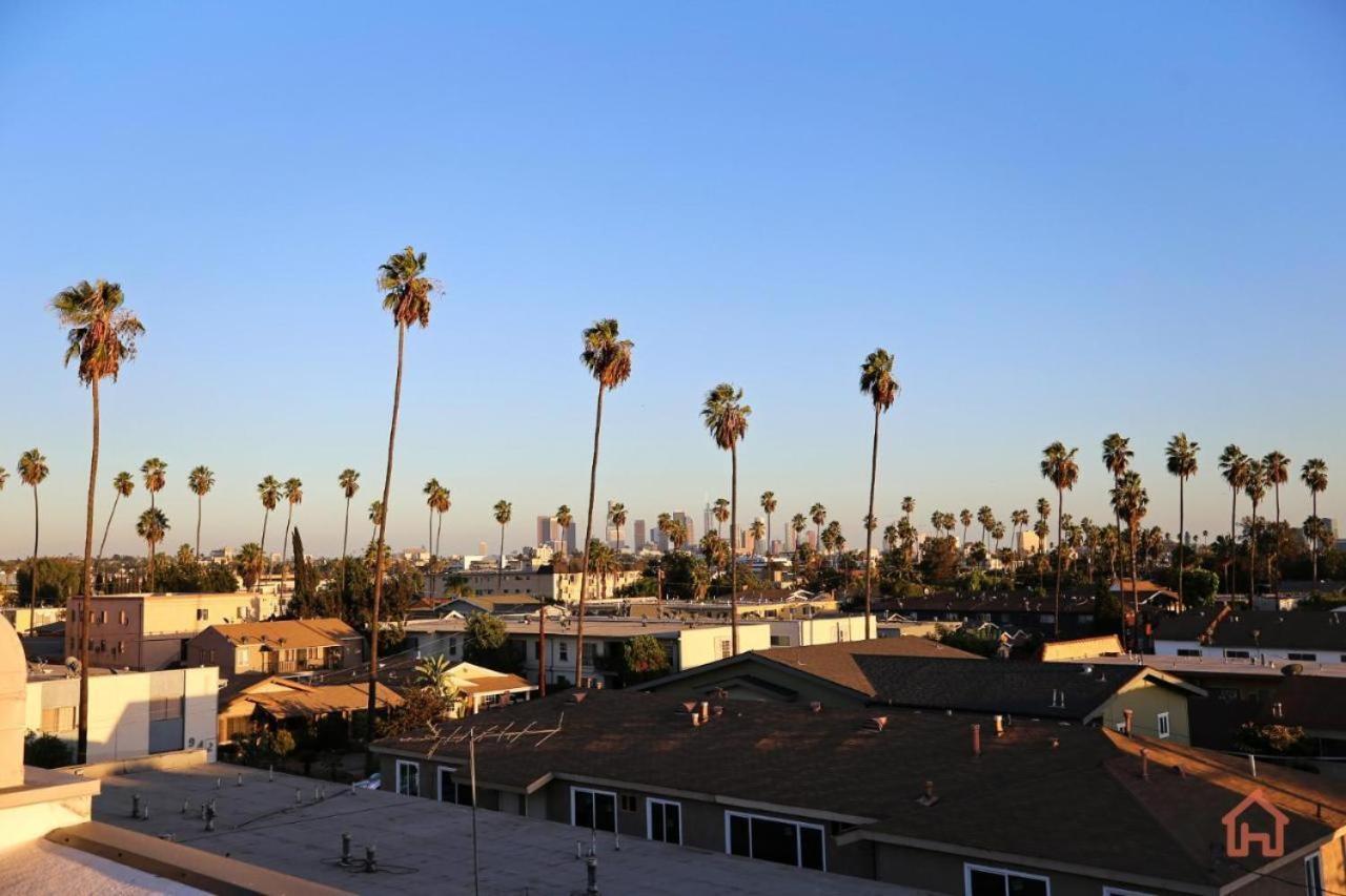 Apartment Blue Palm Hollywood Aprtments
