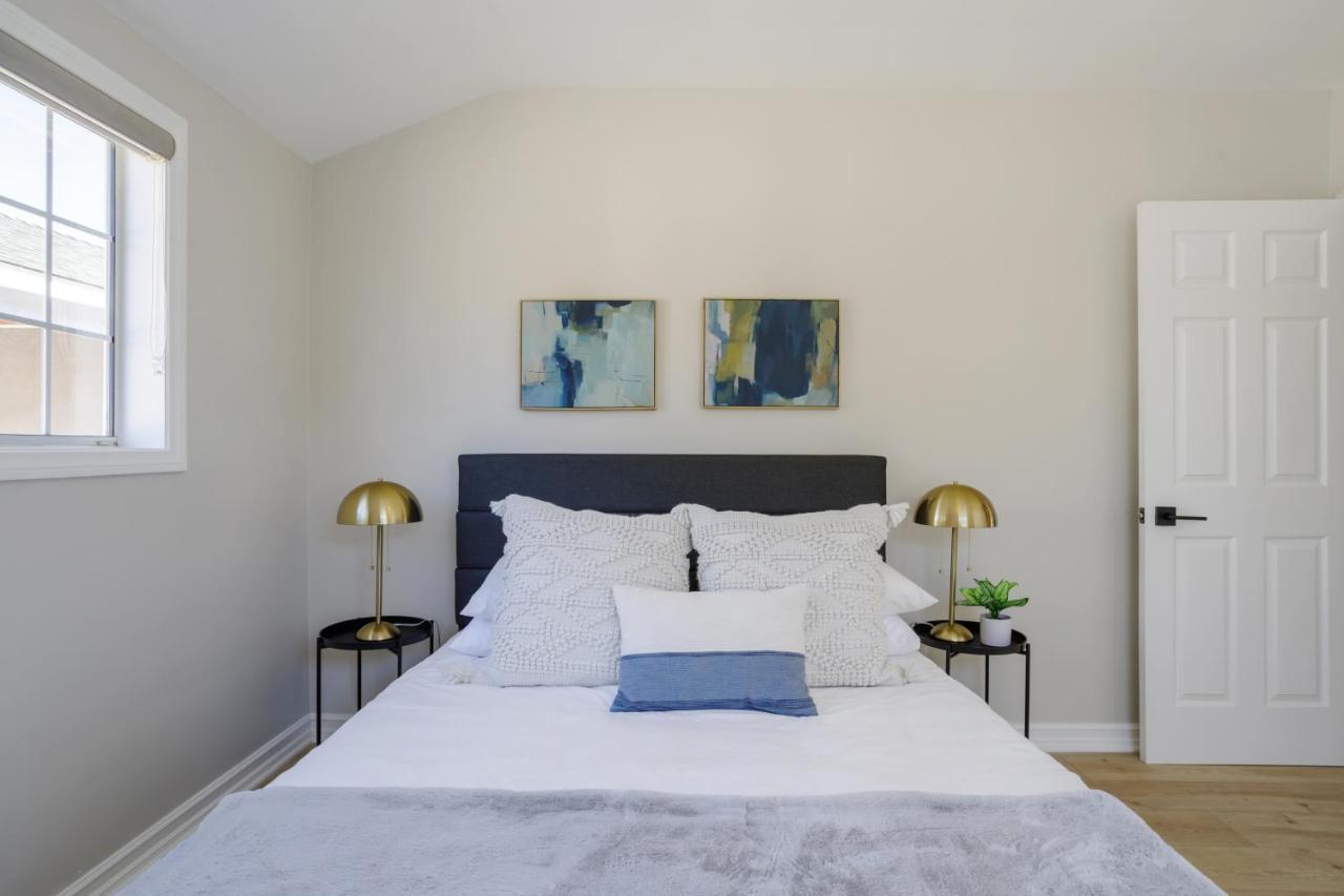 New 5 Bed W/hot Tub Close To Universal Sleeps 12 *