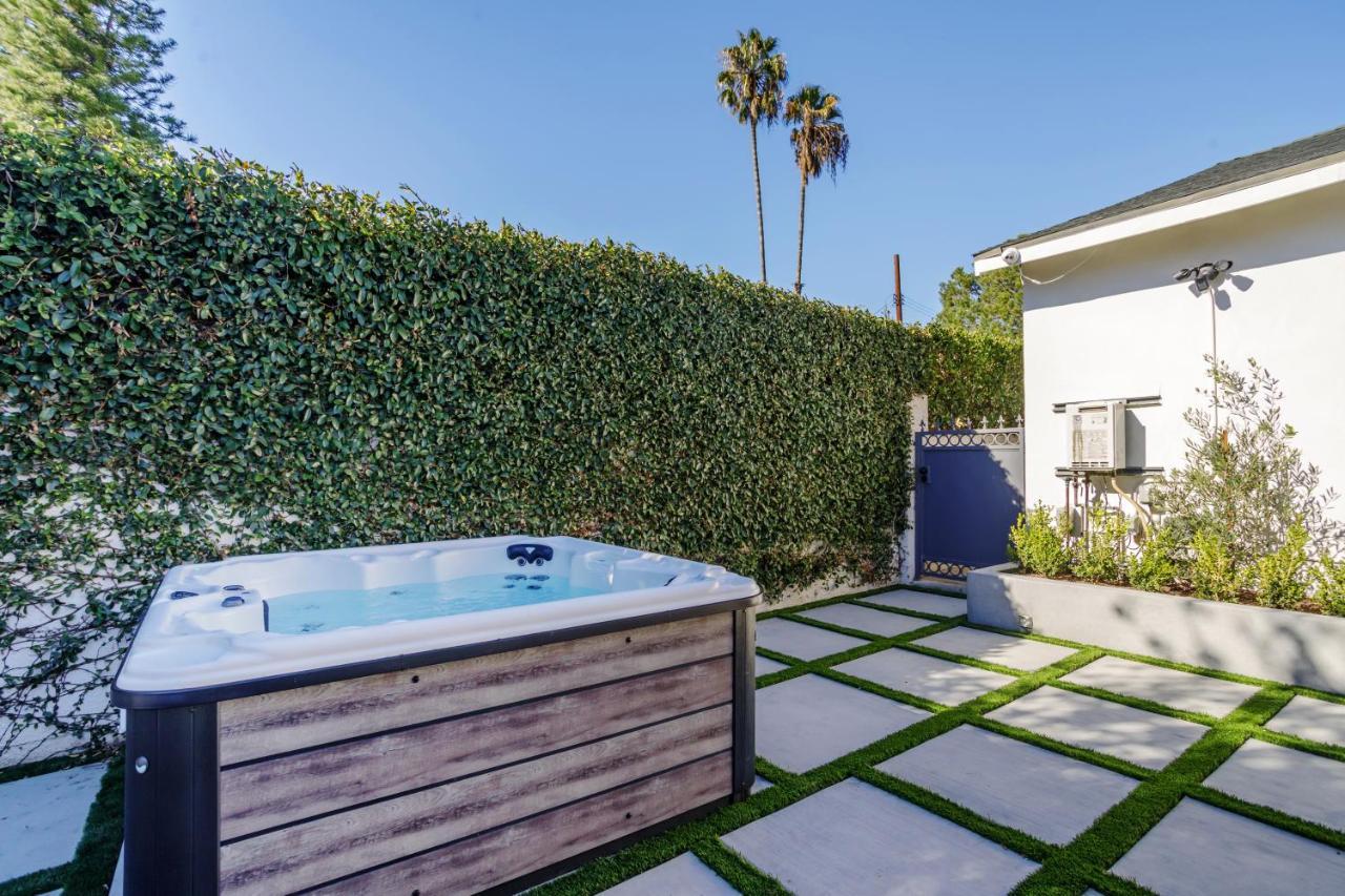 New 5 Bed W/hot Tub Close To Universal Sleeps 12 Casa de férias Los Angeles