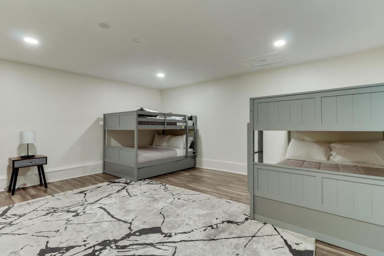 4 Bedroom West Hills Charmer With Pool And Jacuzzi Los Angeles