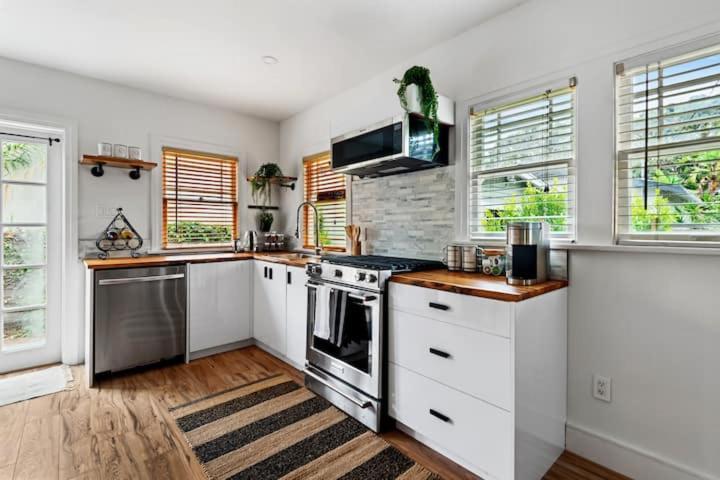 Apartment Culver 2 Bedroom Walking Distance To Downtown Unit B