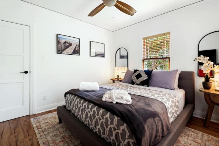 Culver 2 Bedroom Walking Distance To Downtown Unit B Apartment