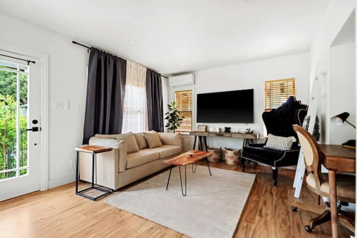 Culver 2 Bedroom Walking Distance To Downtown Unit B Apartment Los Angeles