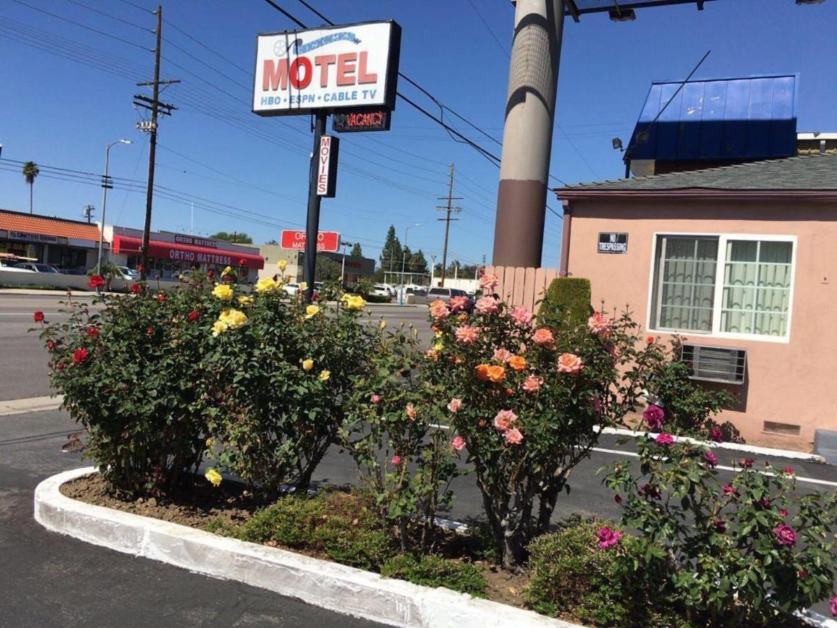 Motel Cinema *