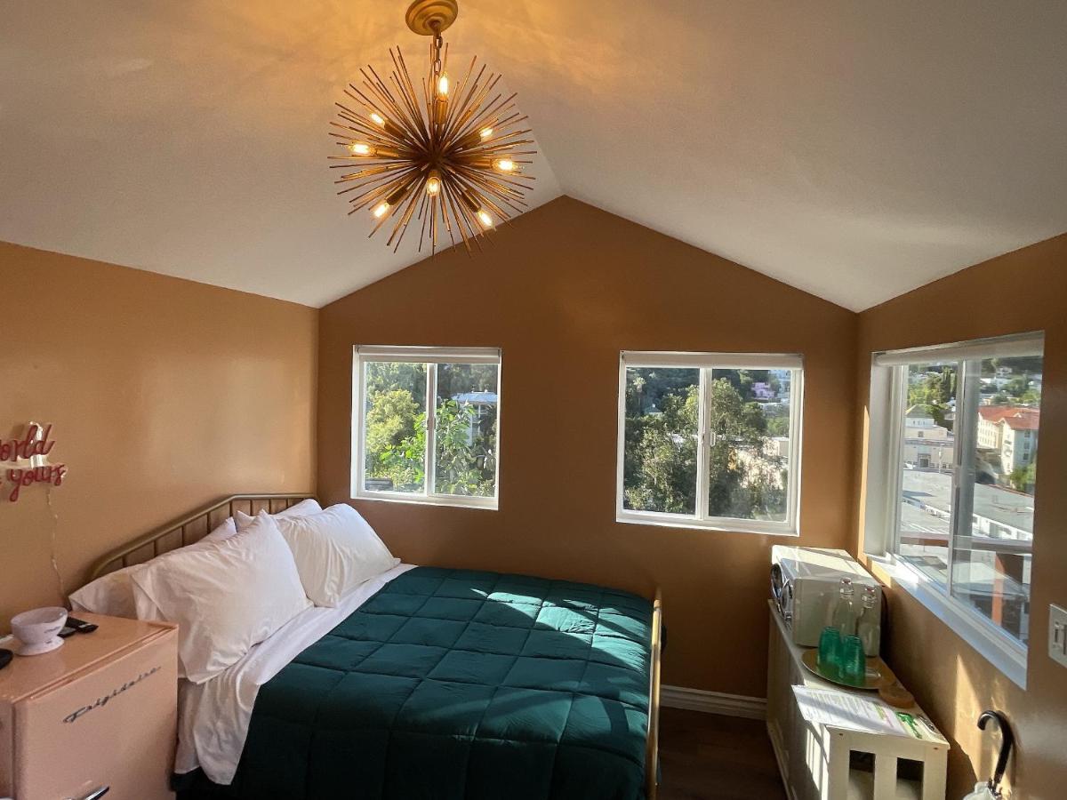 Glamping Hollywood Hills - Luxury Tiny House * Los Angeles