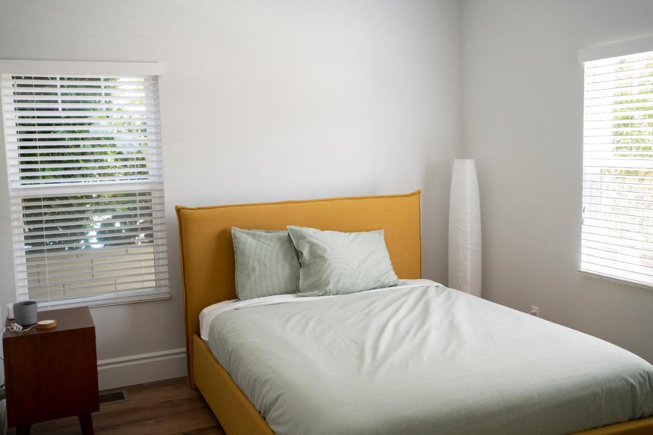 Cheerful Mid-city Gem * Los Angeles