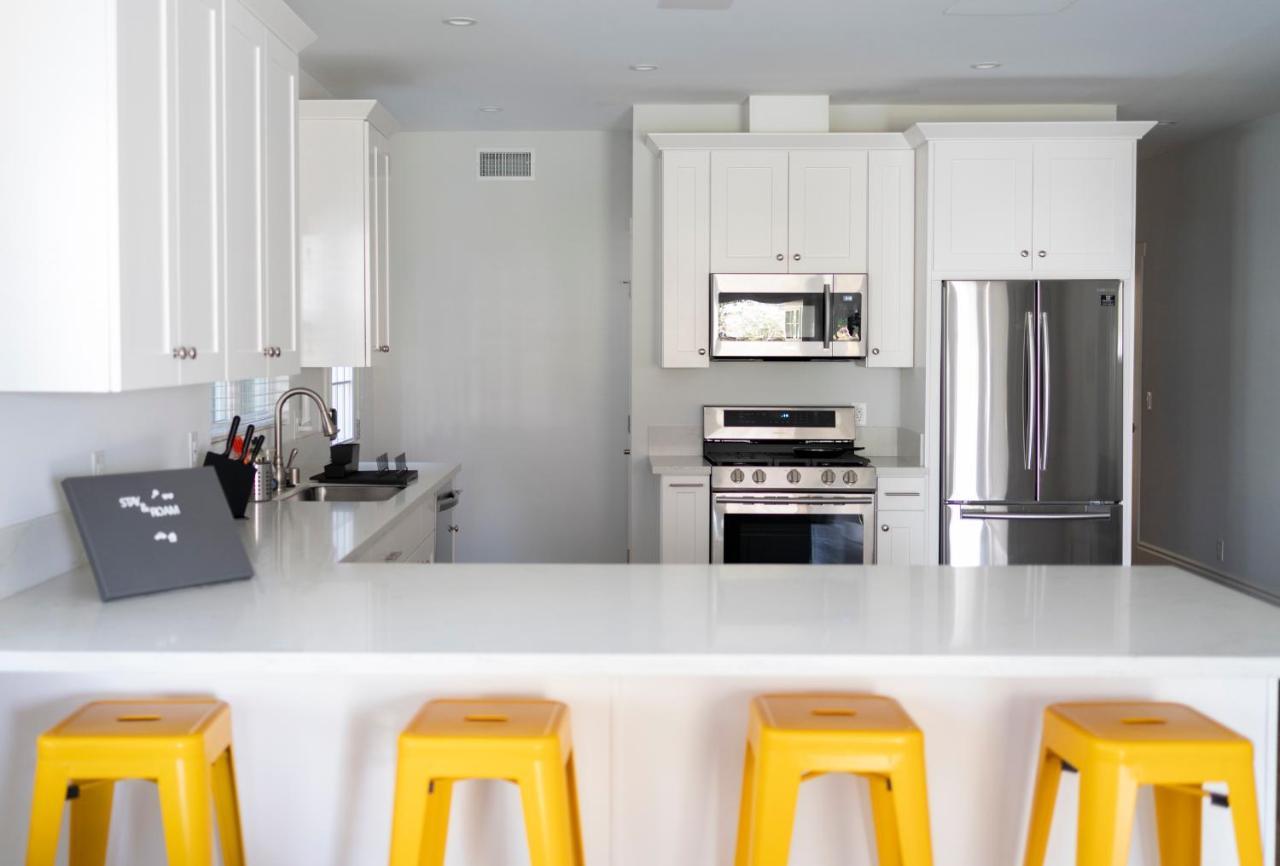 Cheerful Mid-city Gem