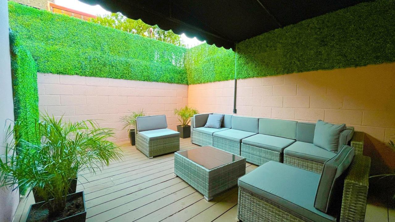 Hollywood Walk Of Fame Apartment