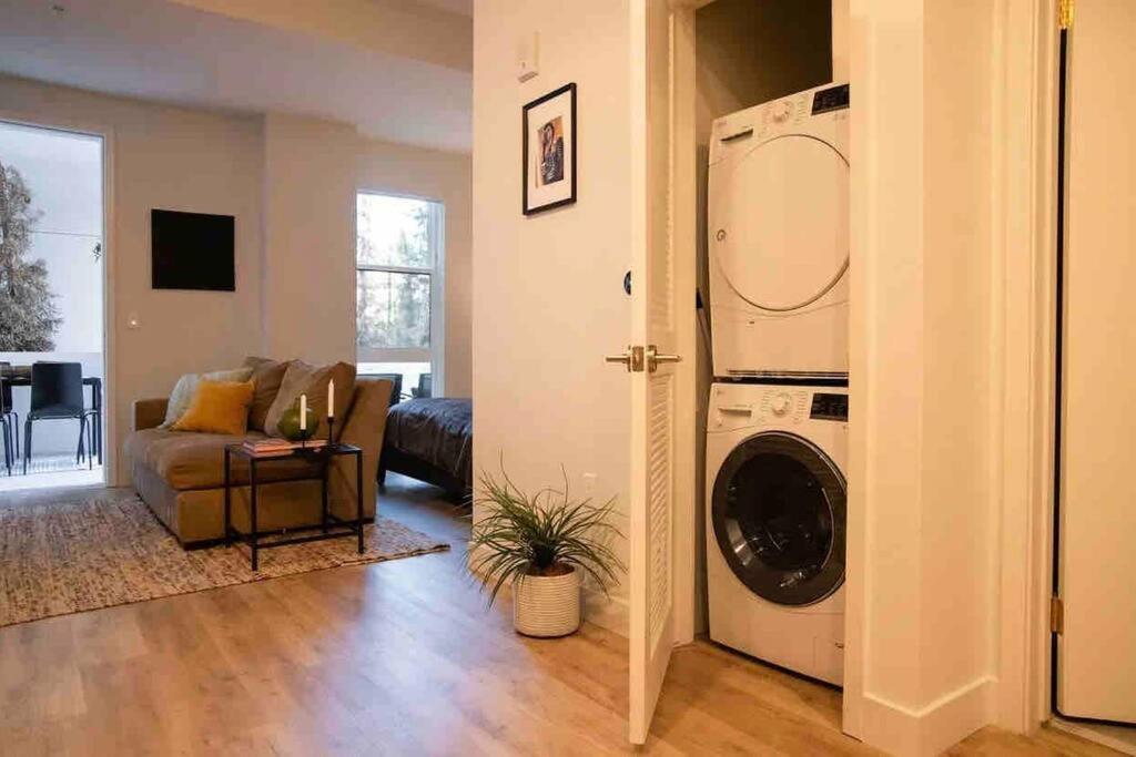 Apartment Hollywood Dream