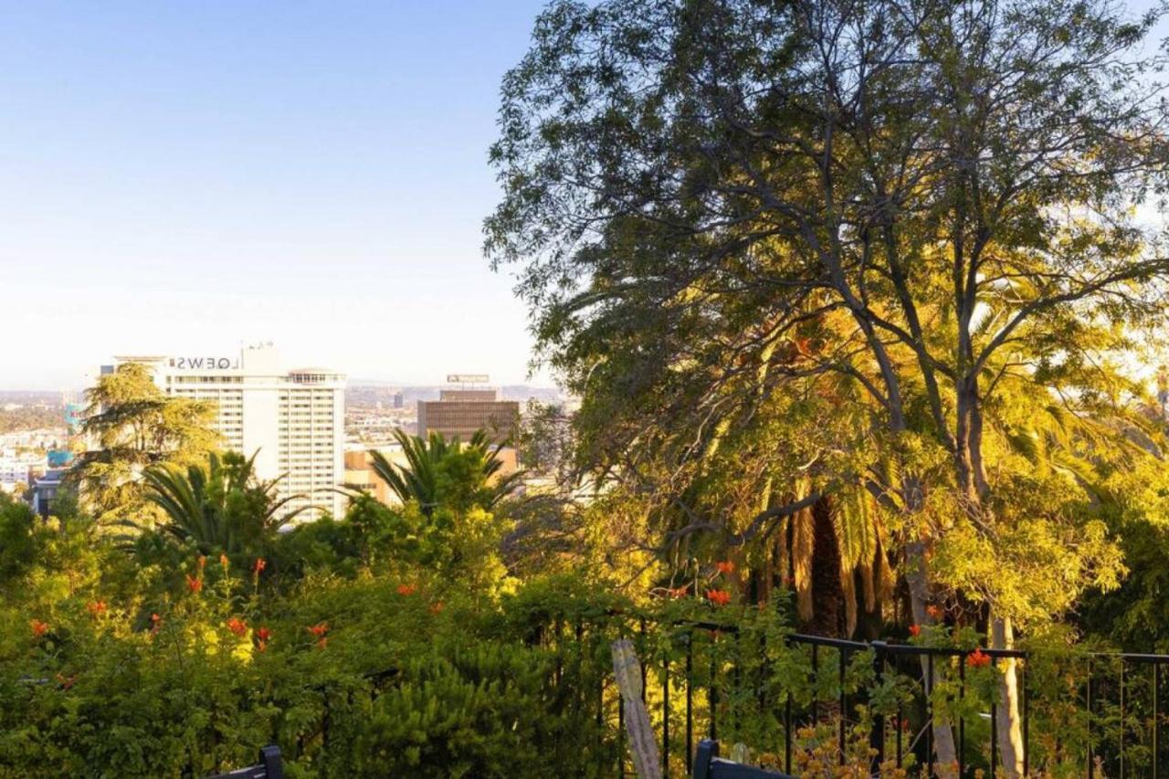 Hollywood Hideaway Holiday home