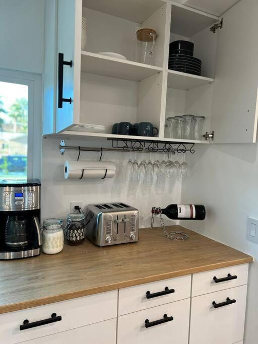 Fully Remodeled 1-bedroom House With Massive Yard * Los Angeles