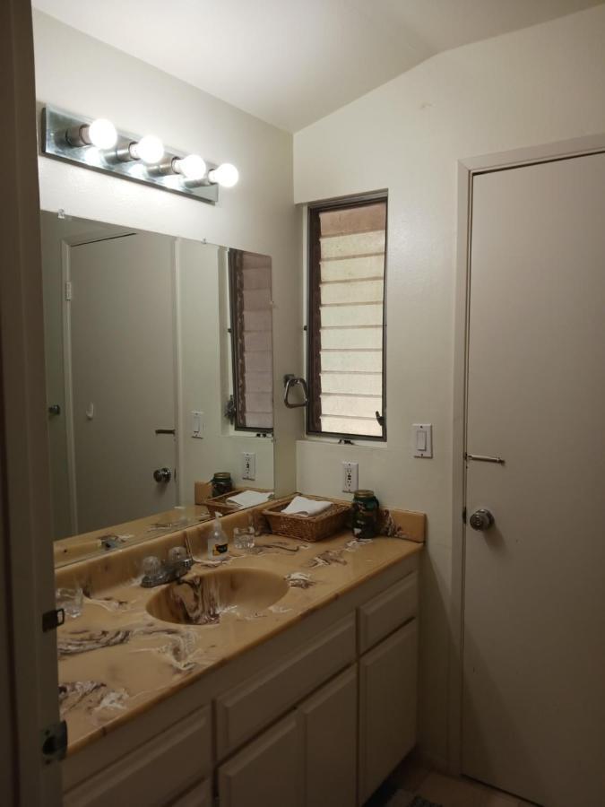 In Hollywood Hills 3*