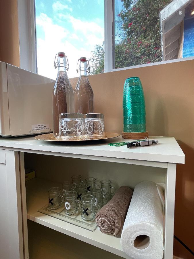 Glamping Hollywood Hills - Luxury Tiny House