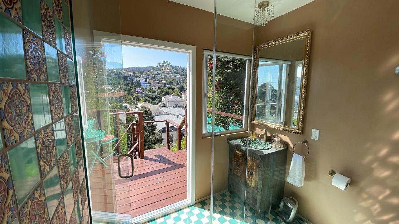 Glamping Hollywood Hills - Luxury Tiny House