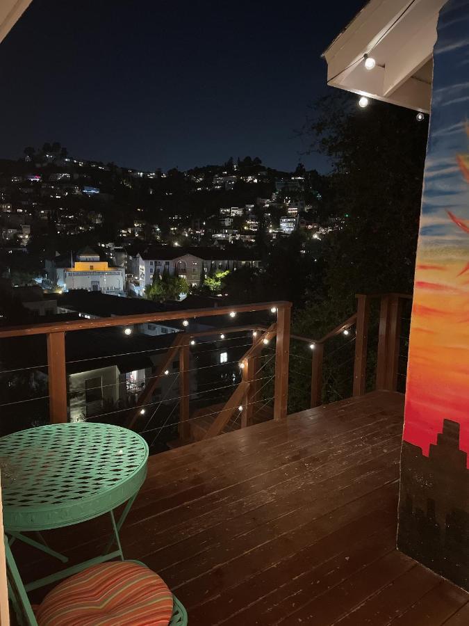 Glamping Hollywood Hills - Luxury Tiny House *