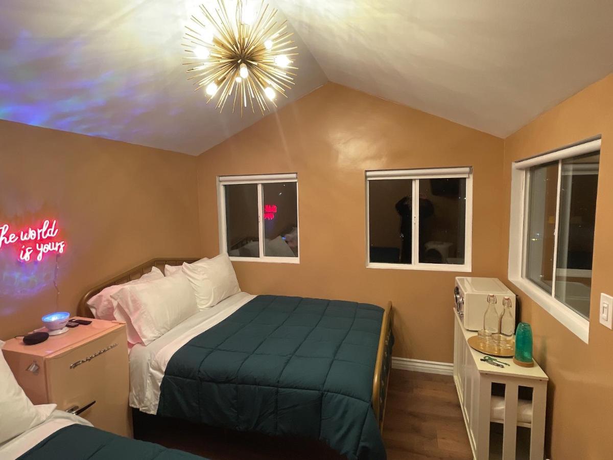 Glamping Hollywood Hills - Luxury Tiny House Casa de hóspedes