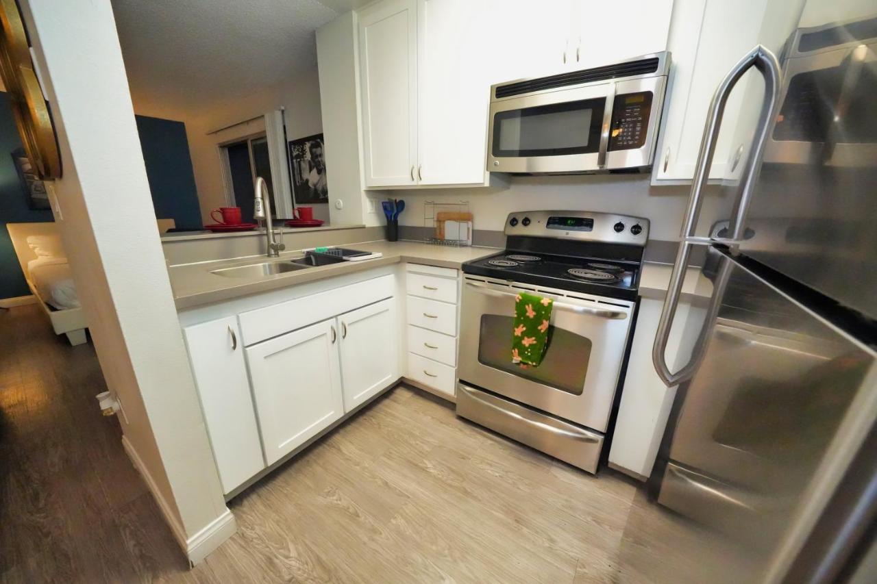 Hollywood Studio With Pool Close To Downtown * Los Angeles