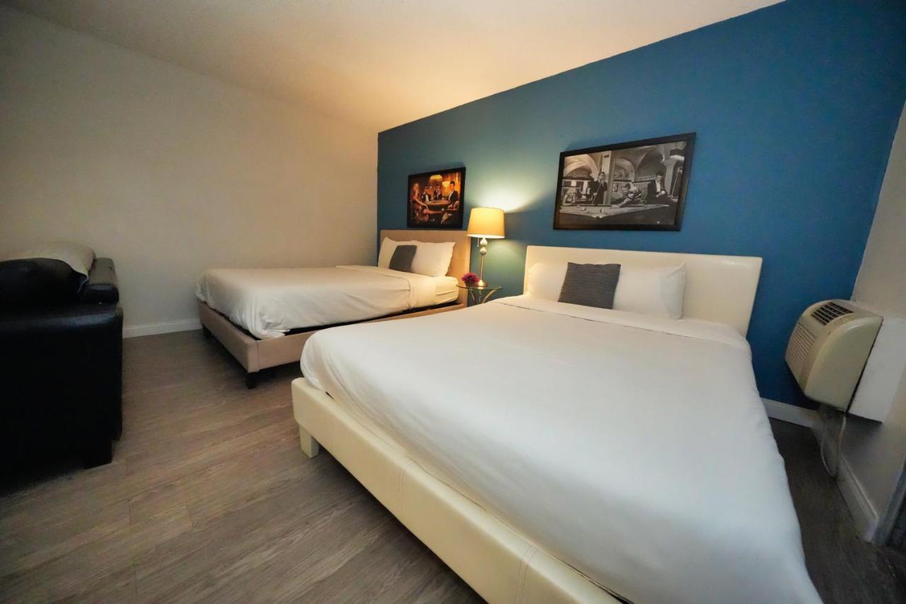 Apartamento Hollywood Studio With Pool Close To Downtown