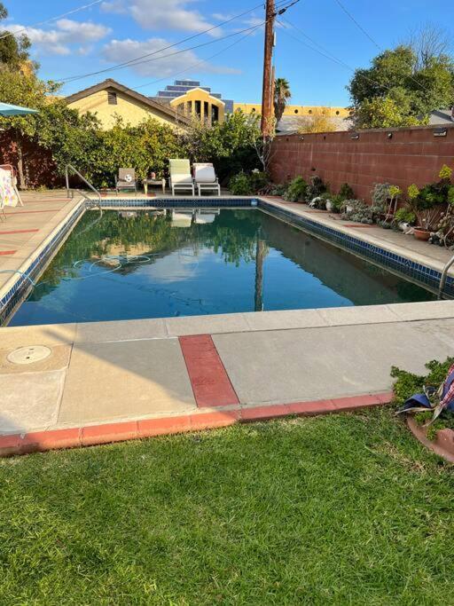 Vacation W Pool &garden 6 Guests Near Csun * Los Angeles