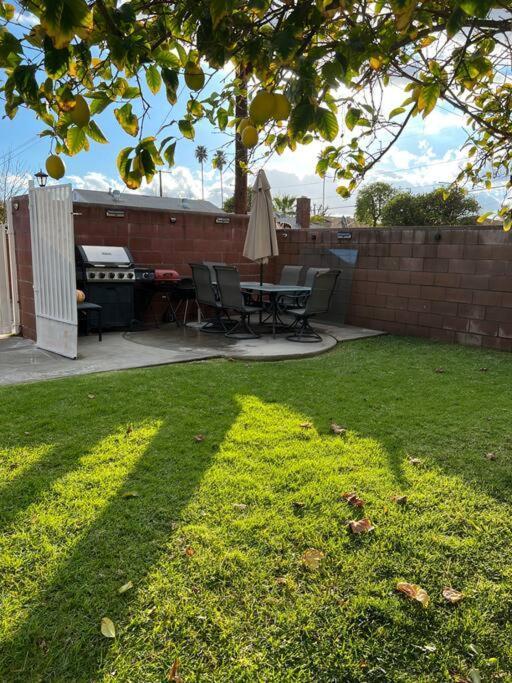 Vacation W Pool &garden 6 Guests Near Csun Holiday home *