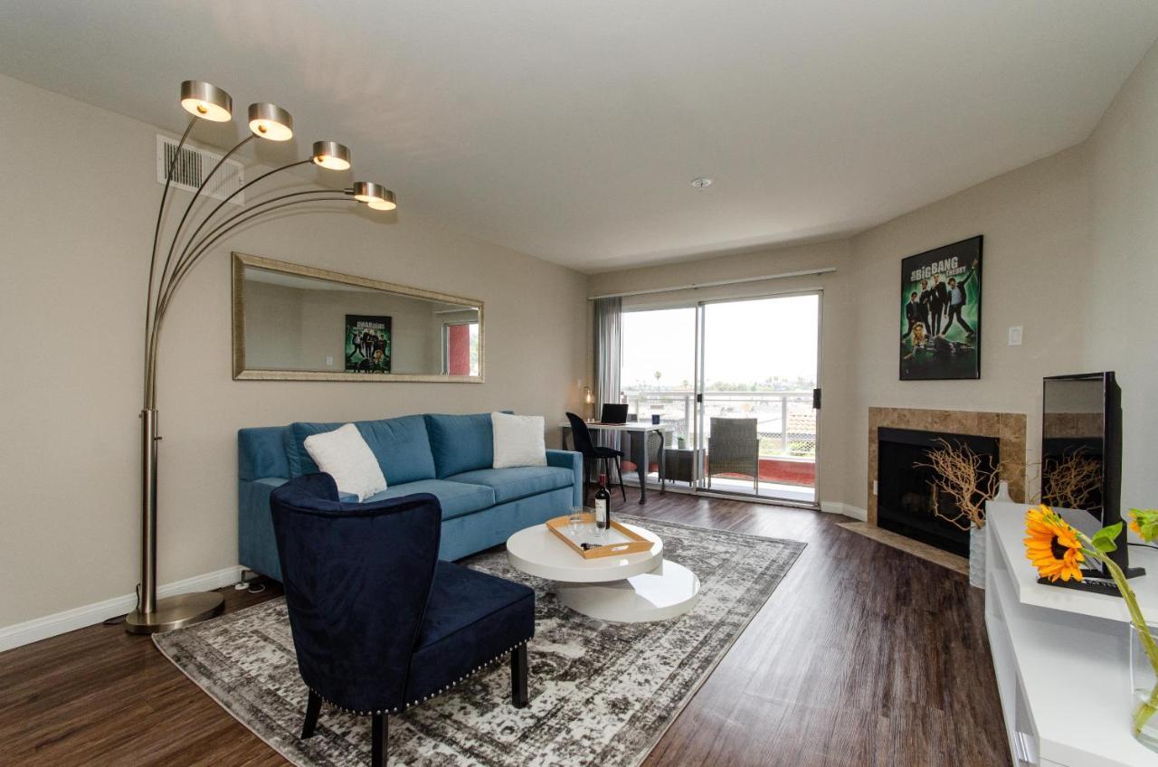 Sunset Strip 2 Bedroom 2 Bathroom With Pool & Views * Los Angeles